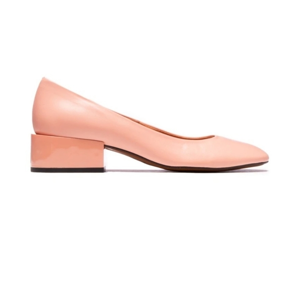 Pink Heels - Picture 5 of 7